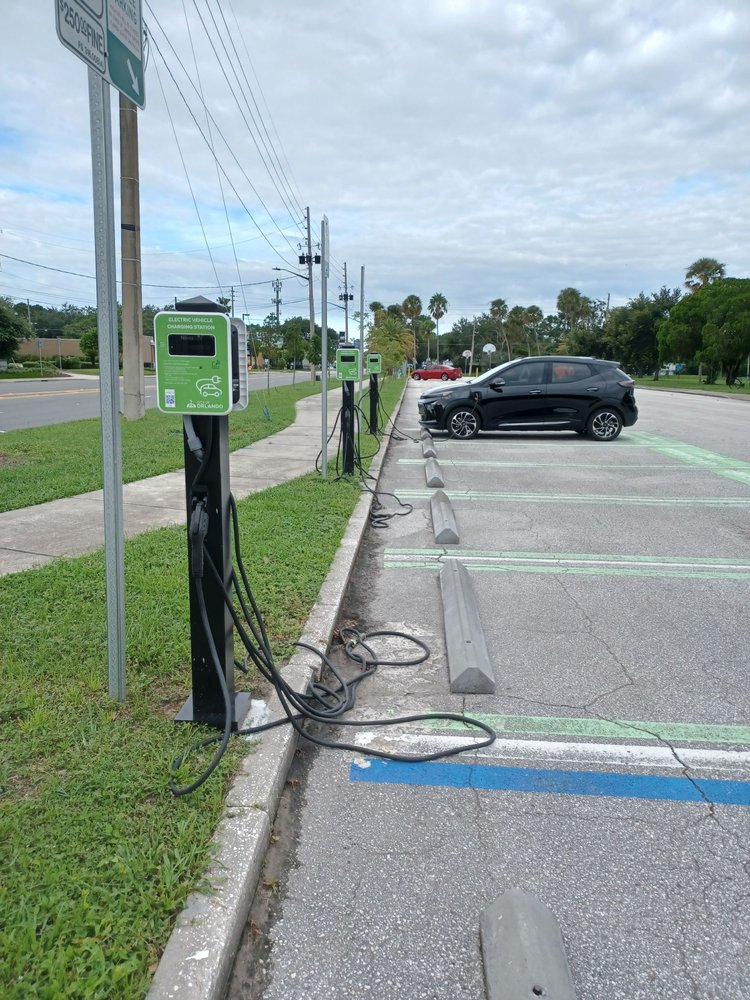 FESTIVAL PARK EV CHARGING STATION Updated April 2024 2912 E