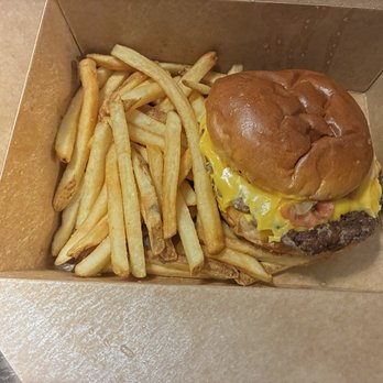 Tap Society - Bacon cheeseburger and fries - Burgers Near Me - Minneapolis, Minnesota Tap Society - Bacon cheeseburger and fries - Burgers Near Me - Minneapolis, Minnesota