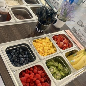 Oakberry Acai - Toppings. - Acai Bowls Near Me - Los Angeles, California Oakberry Acai - Toppings. - Acai Bowls Near Me - Los Angeles, California