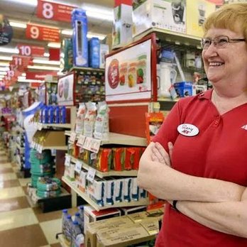 Elder's Ace Hardware - Smyrna - Gils Ace Hardware owner Ginny Williams talks with customers. - Hardware Stores Near Me - Smyrna, Tennessee Elder's Ace Hardware - Smyrna - Gils Ace Hardware owner Ginny Williams talks with customers. - Hardware Stores Near Me - Smyrna, Tennessee