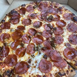 Domino's Pizza - Pepperoni pizza