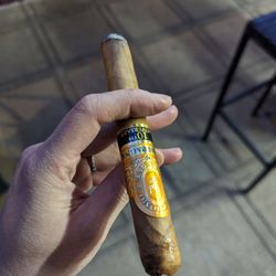 Jerri's Tobacco Shop & Fine Wines