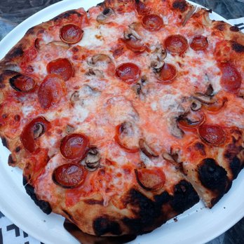 FERRO - Pizza. - Pizza Near Me - Idyllwild, California