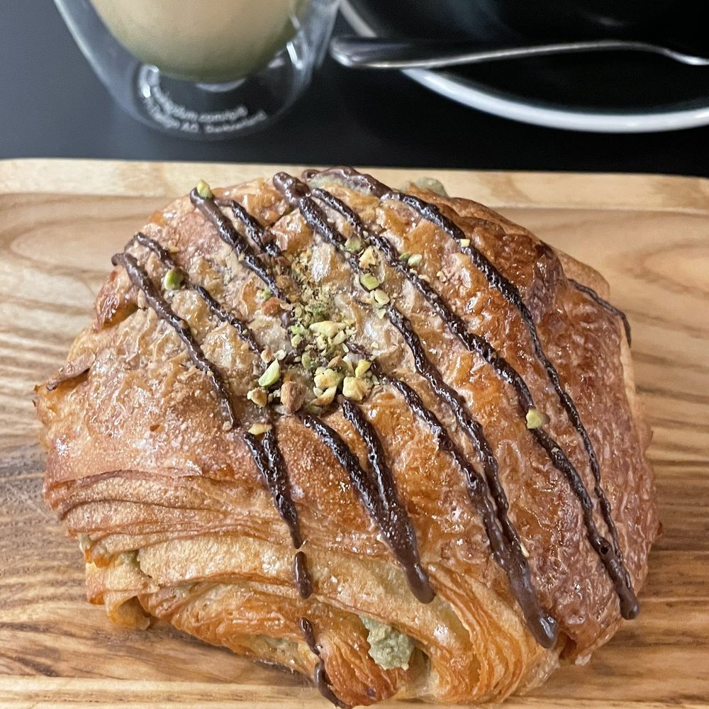 Cafe 295 - Pistachio and chocolate croissant - Cafes Near Me - Toronto, Ontario Cafe 295 - Pistachio and chocolate croissant - Cafes Near Me - Toronto, Ontario