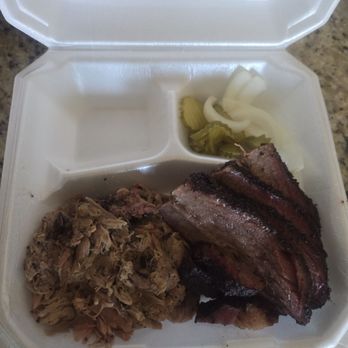 Burnhouse Barbecue - Pulled pork and fatty sliced brisket - Barbeque Near Me - Royse City, Texas Burnhouse Barbecue - Pulled pork and fatty sliced brisket - Barbeque Near Me - Royse City, Texas