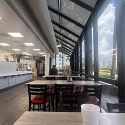 Super clean restaurant and great light