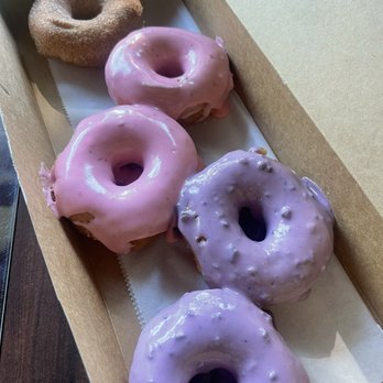Doughs Guys Bakery - Cinnamon sugar, Strawberry, Blueberry glazed donuts - Bakeries Near Me - Palos Heights, Illinois Doughs Guys Bakery - Cinnamon sugar, Strawberry, Blueberry glazed donuts - Bakeries Near Me - Palos Heights, Illinois