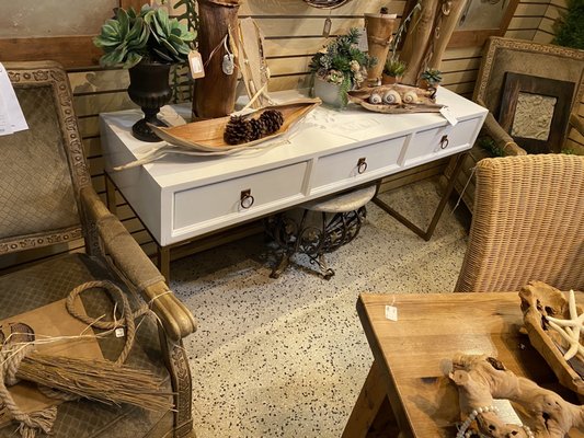 The Franklin Shops by null