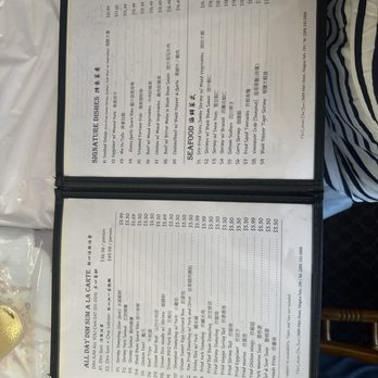Hot Lobster Dim Sum - Dim Sum Near Me - Niagara Falls, Ontario Hot Lobster Dim Sum - Dim Sum Near Me - Niagara Falls, Ontario