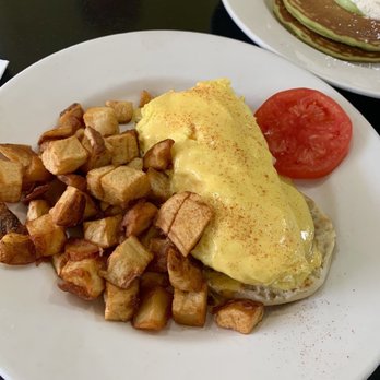 Bea Bea's - Coffee & Tea Near Me - Burbank, California Bea Bea's - Coffee & Tea Near Me - Burbank, California