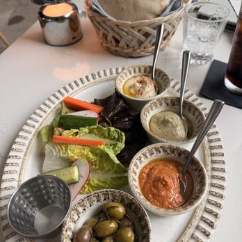 Ilya Restaurant - Ilya Mezze - Mediterranean Near Me - San Clemente, California