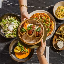 Hamilton Hotel - Variety of food at our venue