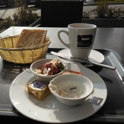 Dat Backhus - Lecker frühstück in der sonne..