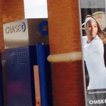 Chase Bank - Drive through line outside in back of bank - Banks & Credit Unions Near Me - Gonzales, Louisiana Chase Bank - Drive through line outside in back of bank - Banks & Credit Unions Near Me - Gonzales, Louisiana
