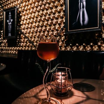 Ladies and Gentlemen - A Cocktail Experience