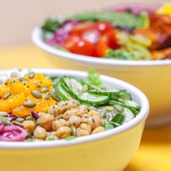 Dizzy Bird - Mediterranean Salad