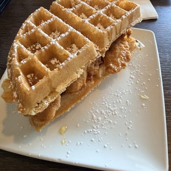 Le Andos Cafe - Chicken & Waffle - Salad Near Me - Macomb, Michigan Le Andos Cafe - Chicken & Waffle - Salad Near Me - Macomb, Michigan