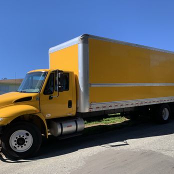 Peninsula Pack & Move - Our 28 foot box truck - Movers Near Me - Salinas, California Peninsula Pack & Move - Our 28 foot box truck - Movers Near Me - Salinas, California
