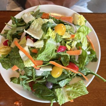 Thames Landing - Garden salad - American Near Me - Portland, Maine Thames Landing - Garden salad - American Near Me - Portland, Maine
