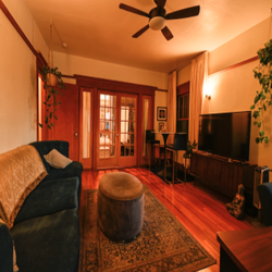 Our Cozy 1 bedroom in South Pasadena.