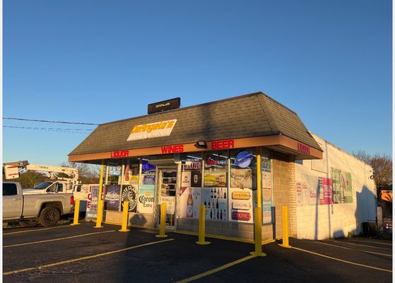 Deangelo’s Wine & Liquor