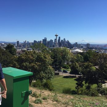 Shutter Tours - Kerry park - Tours Near Me - Seattle, Washington