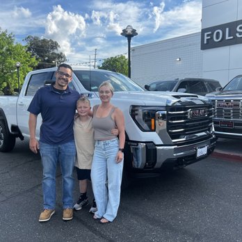 Folsom Buick GMC - Family - Car Dealers Near Me - Folsom, California