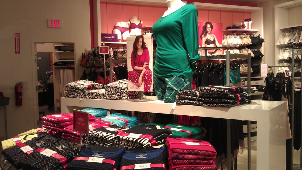 LANE BRYANT STORES Updated May 2024 9599 Pineville Matthews Rd