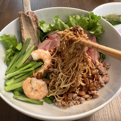 Bep Co Tham - KN Kitchen by null