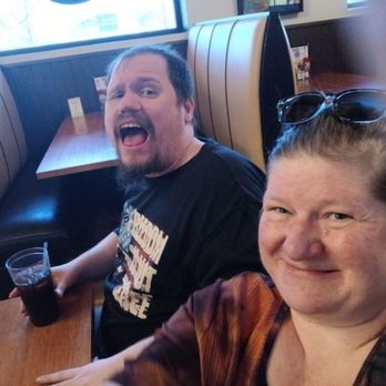 Musketeers Bar & Grill - American Near Me - Richfield, Ohio