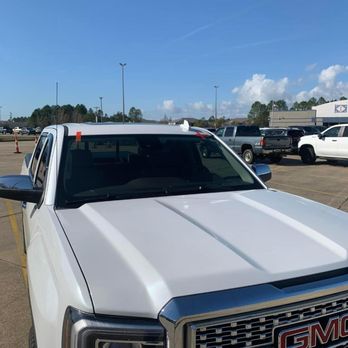 Hutto's Affordable Auto Glass - Auto Glass Services Near Me - Gautier, Mississippi Hutto's Affordable Auto Glass - Auto Glass Services Near Me - Gautier, Mississippi