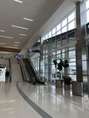Lafayette Regional Airport by null