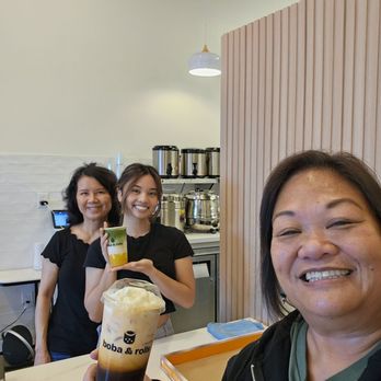 Boba and Rolls - The staff is super nice & friendly! - Bubble Tea Near Me - Stockton, California