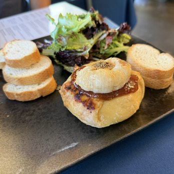 Farm House - Baked brie - New American Near Me - Belmont, California