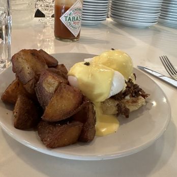 Cullum's Attaboy - Eggs Benedict - Breakfast & Brunch Near Me - San Antonio, Texas