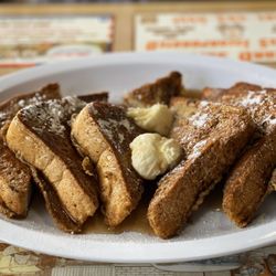 Zingo's Cafe - Yummy French Toast