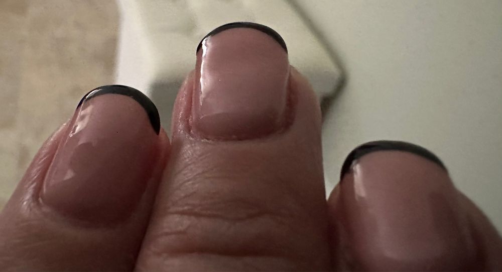 Star Nails Logo