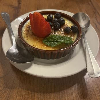 Freemason Abbey Restaurant - Crème brûlée - New American Near Me - Norfolk, Virginia Freemason Abbey Restaurant - Crème brûlée - New American Near Me - Norfolk, Virginia