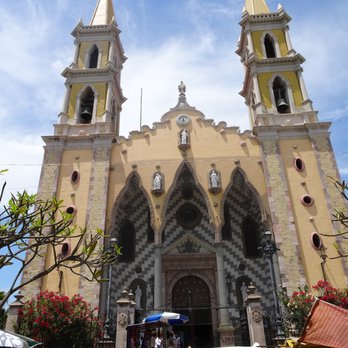 Basilica de la Inmaculada Concepción - Basilica of the Inmaculada Concepción - Churches Near Me - Mazatlán, SIN