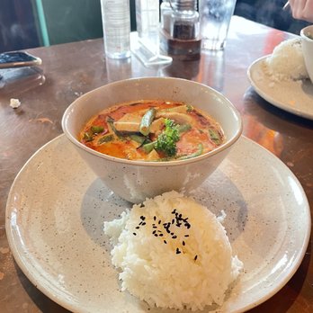 Zaab Der - Red Curry - Thai Near Me - Houston, Texas Zaab Der - Red Curry - Thai Near Me - Houston, Texas