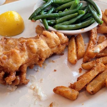 Lucas Coney Island - Battered cod, crunchy perfectly crunchy fries, perfectly cooked green beans, decimated as usual before a pic! - Diners Near Me - South Lyon, Michigan