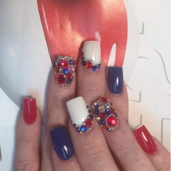 Nini Nails - Nail Salons Near Me - Canton, Michigan