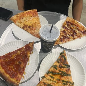 Golden Lizzard Pizza - Cheese Slice BBQ Chicken Slice Pepperoni Slice Vodka Pesto Slice - Pizza Near Me - Miami, Florida