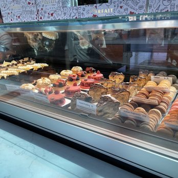 Parfait Paris - Pastries on display - Bakeries Near Me - San Diego, California Parfait Paris - Pastries on display - Bakeries Near Me - San Diego, California