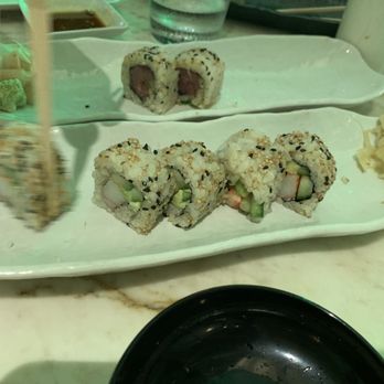 Makoto - California roll fake crab - Japanese Near Me - Miami Beach, Florida