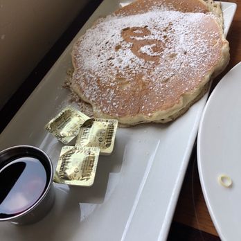 Eggsclusive Cafe - Breakfast & Brunch Near Me - Rockford, Illinois