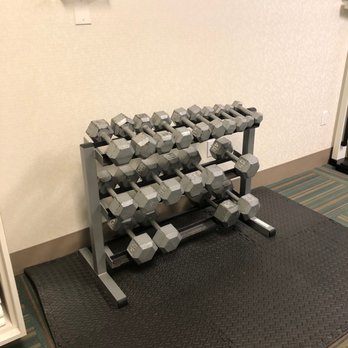 Holiday Inn Express & Suites Everett - Gym dumbbells - Hotels Near Me - Everett, Washington Holiday Inn Express & Suites Everett - Gym dumbbells - Hotels Near Me - Everett, Washington