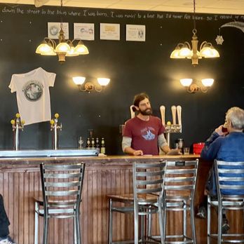 Lubec Brewing Company - people sitting at the bar - Breweries Near Me - Lubec, Maine Lubec Brewing Company - people sitting at the bar - Breweries Near Me - Lubec, Maine