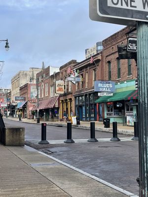 Beale Street Entertainment District by null