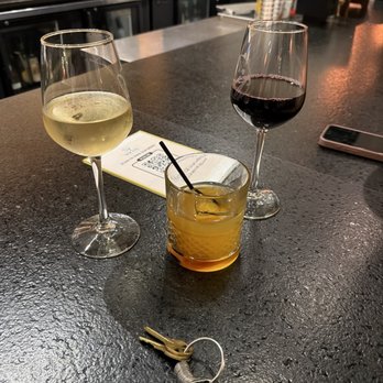 Sip Wine Garden - Wine Bars Near Me - Cibolo, Texas